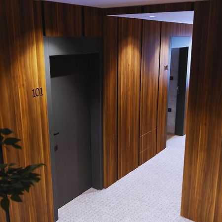 פריזרן Hotel Solo 127 מראה חיצוני תמונה