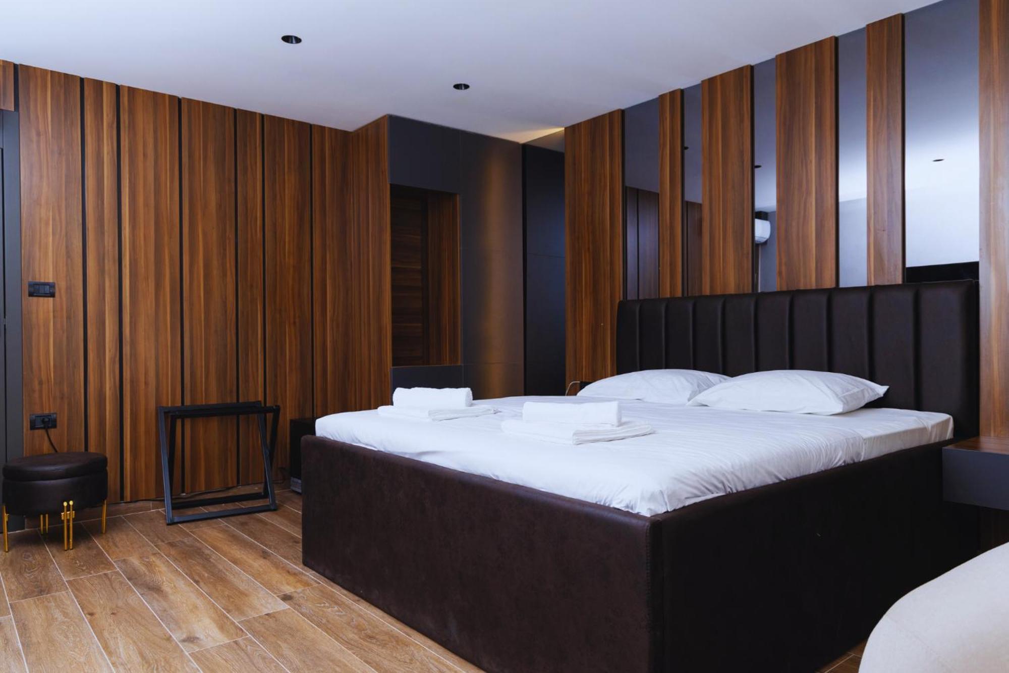 פריזרן Hotel Solo 127 מראה חיצוני תמונה
