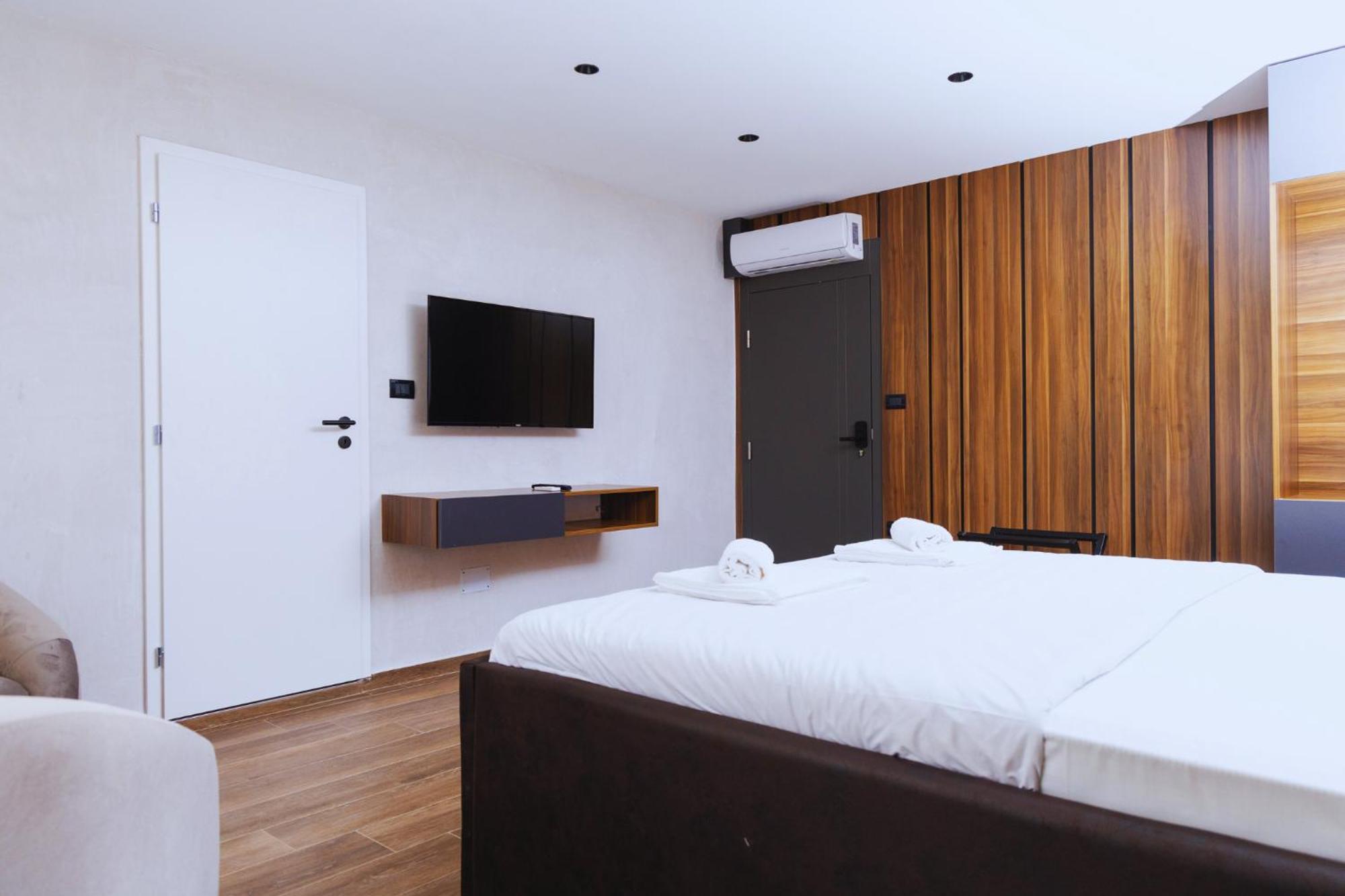 פריזרן Hotel Solo 127 מראה חיצוני תמונה