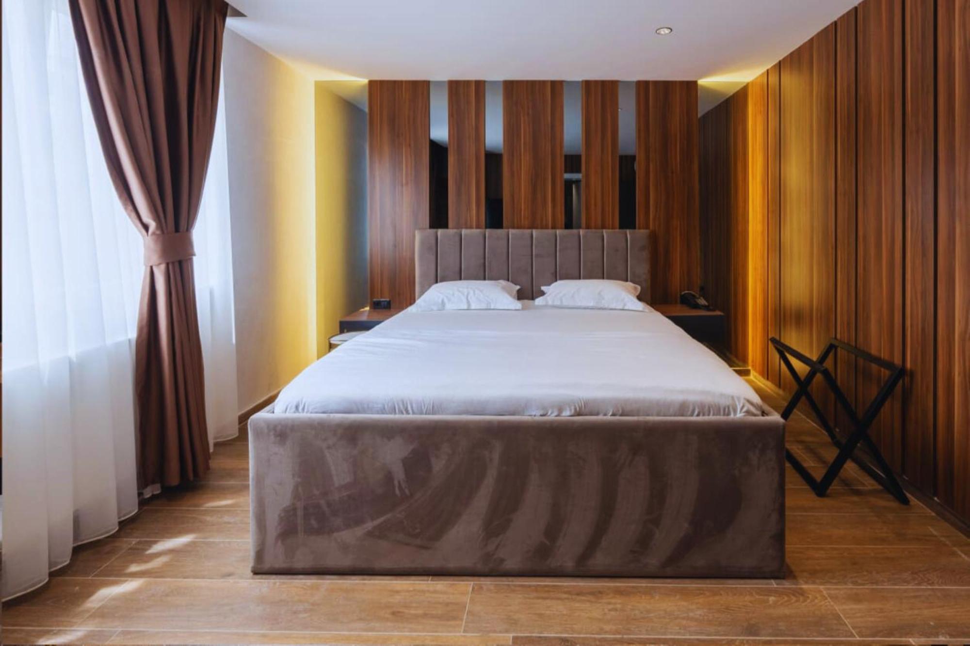 פריזרן Hotel Solo 127 מראה חיצוני תמונה